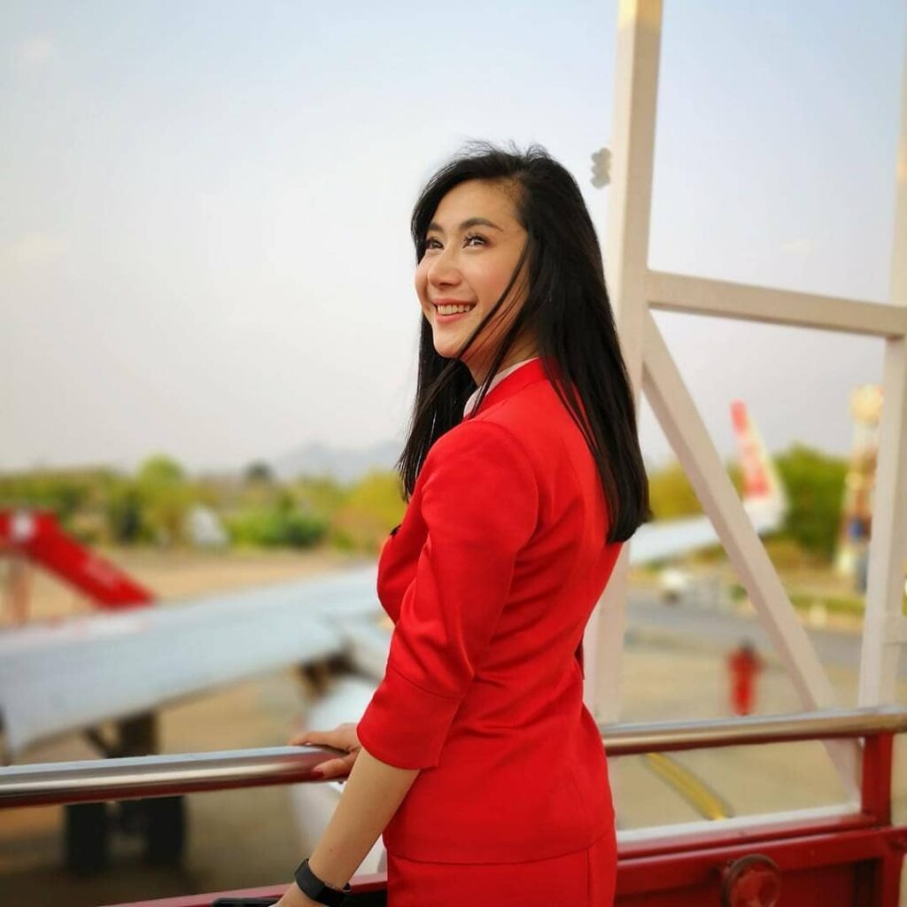 Cewek Pemikiran Terbuka
