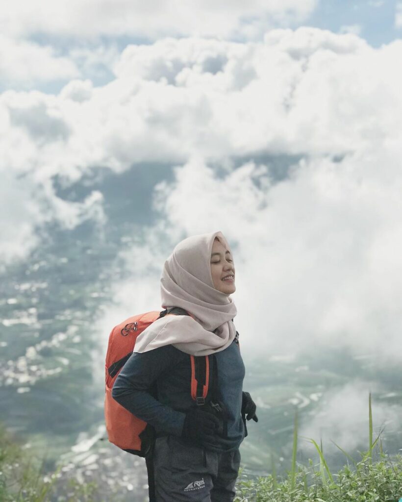 sampai puncak gunung andong