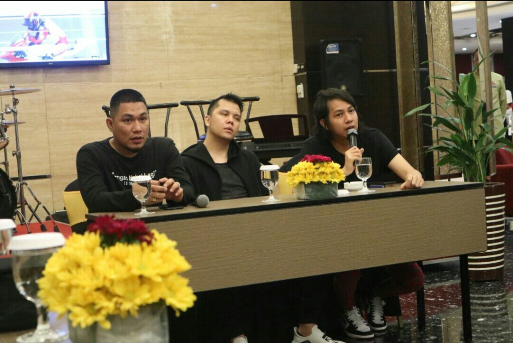 Personel Armada Band