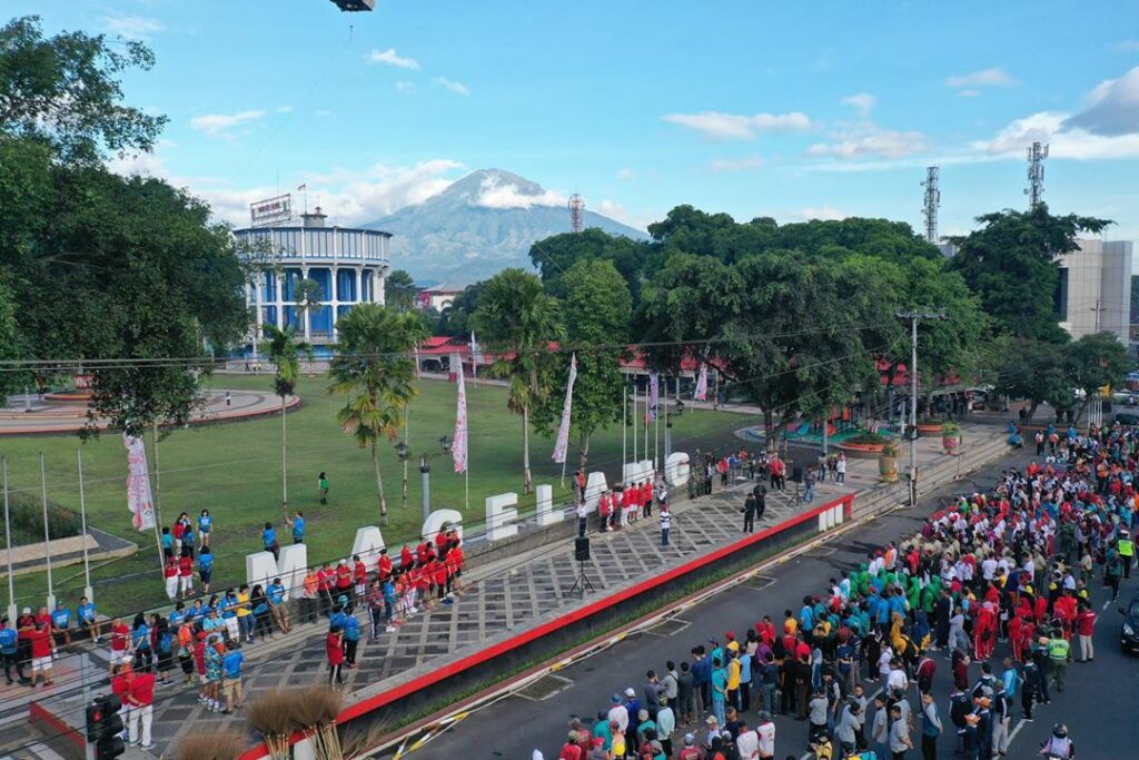 bersih bersih jumat bersih