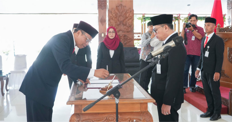 Perkuat Birokrasi Responsif, Wali Kota Magelang Lantik Pejabat Manajerial dan Fungsional 08
