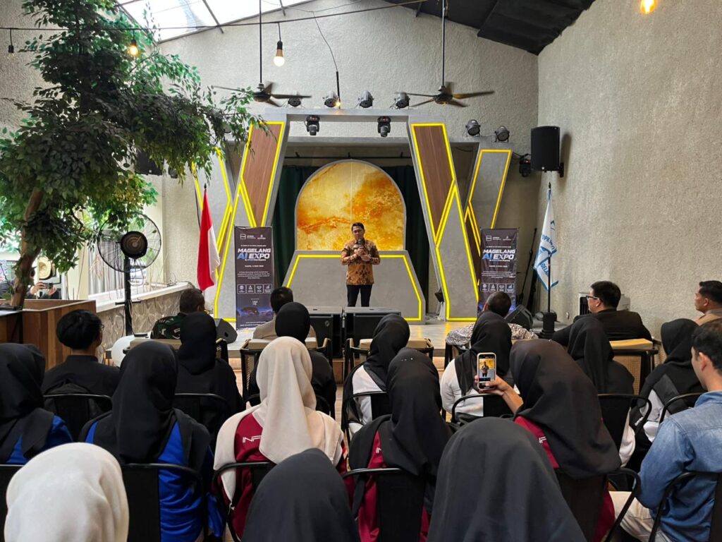 Wali Kota Magelang: Manusia Harus Kendalikan AI, Bukan Sebaliknya pameran ai apindo (3)
